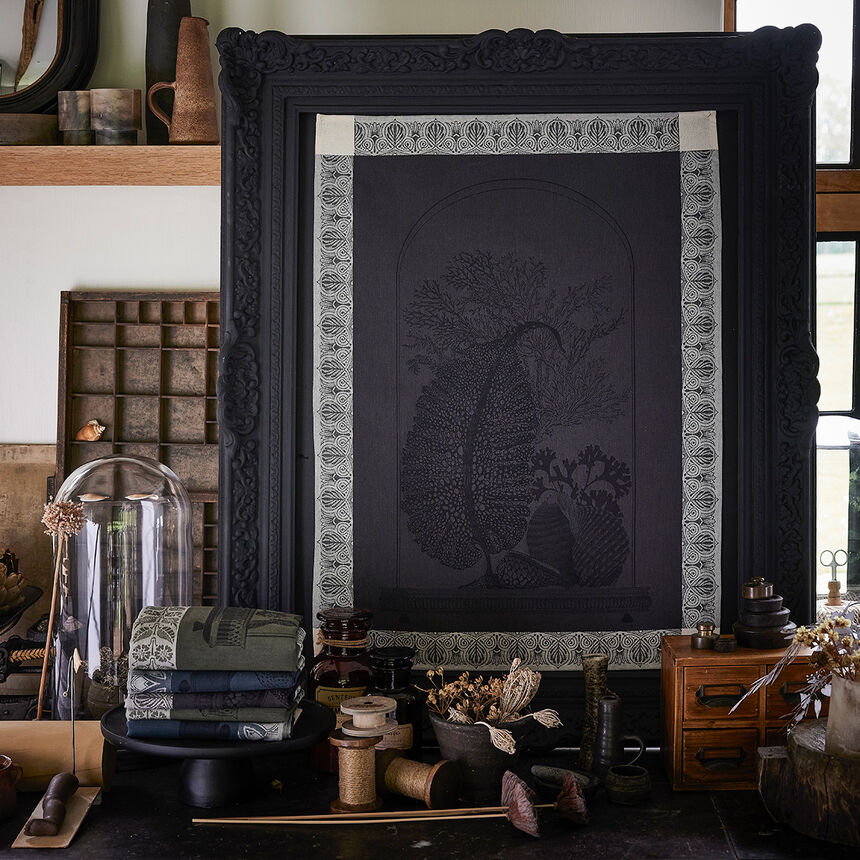 Torchon Curiosit&eacute;s Min&eacute;rales Charbon 60x80 100% coton, , hi-res image number 1