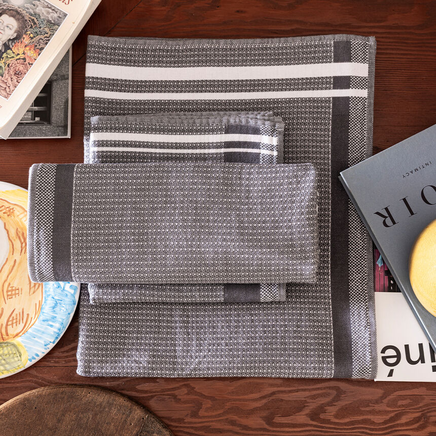 Serviette invit&eacute; Duetto Caviar 30x50 100% coton, , hi-res image number 2