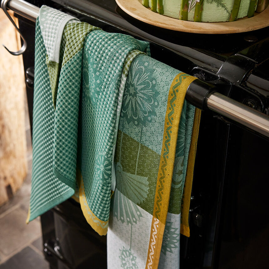 Torchon Lumi&egrave;res d'&eacute;toiles  &Eacute;meraude 60x80 100% coton, , hi-res image number 1