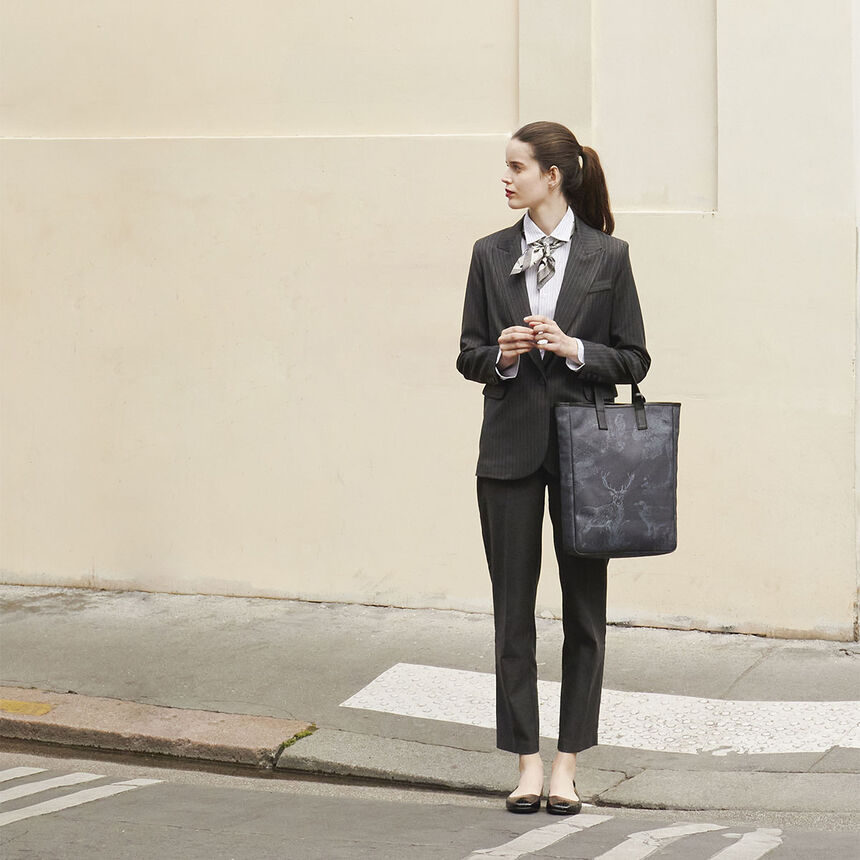 Cabas port&eacute; main Parc Bleu  100% coton Enduction 80% acrylique / 20% polyur&eacute;thane . Garniture : Cuir de Bovin, , hi-res image number 0