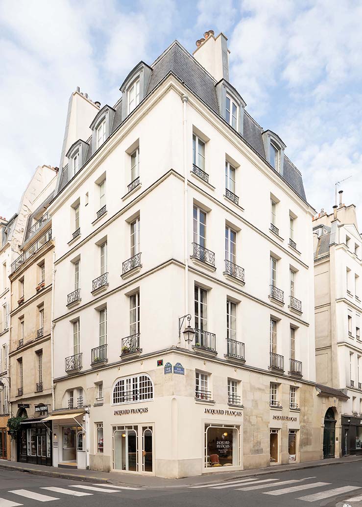 Façade du flagship rue Bonaparte